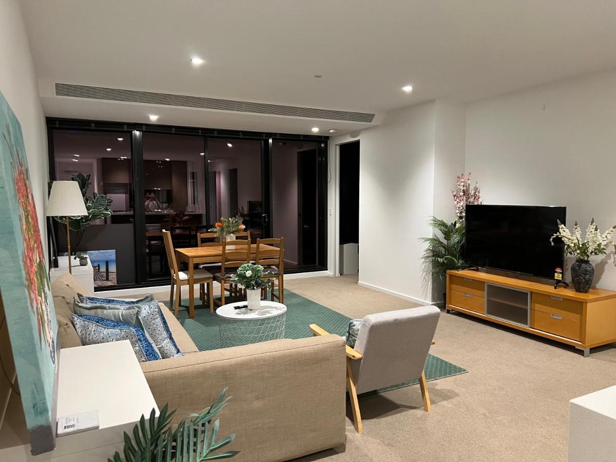 Quiet Cbd 3B2B Apartment + Free Parking — Photos 2
